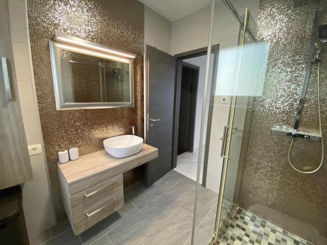 Apartman Mimato Ловран Экстерьер фото